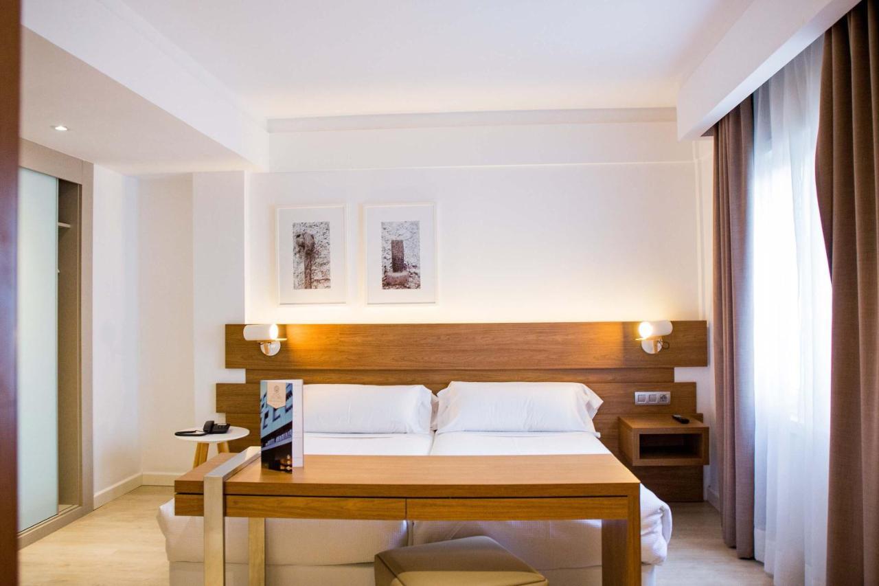 Gelmirez Hotel 3*